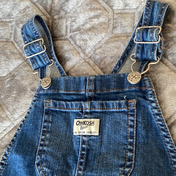 Jean overalls 👖 - Picture 2 of 8